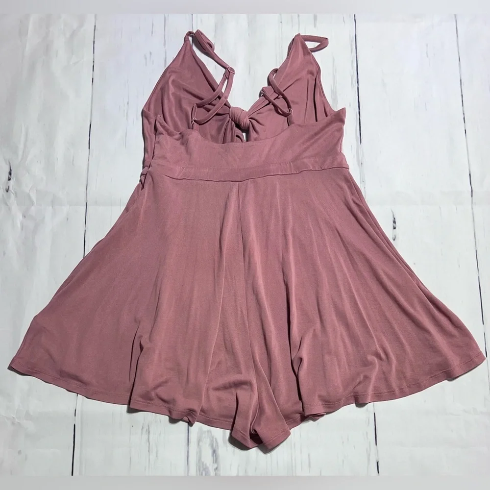 Urban Outfitters Alix Tie Front Pale Pink Romper - Picture 6 of 8